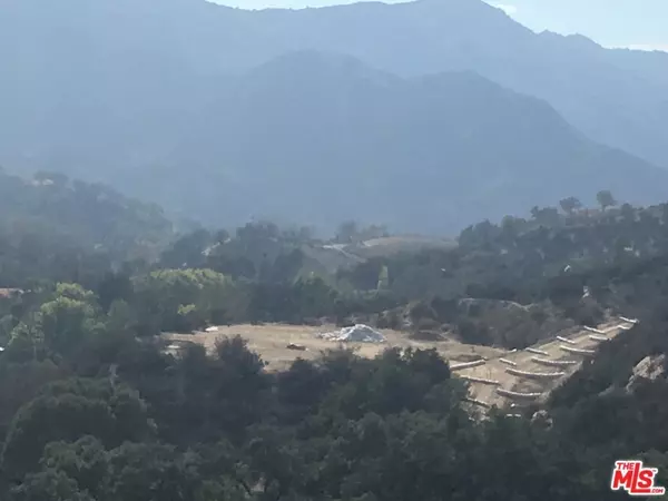 2653 Country Ridge Rd, Calabasas, CA 91302