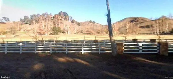 26715 Mulholland Hwy, Calabasas, CA 91302-1994