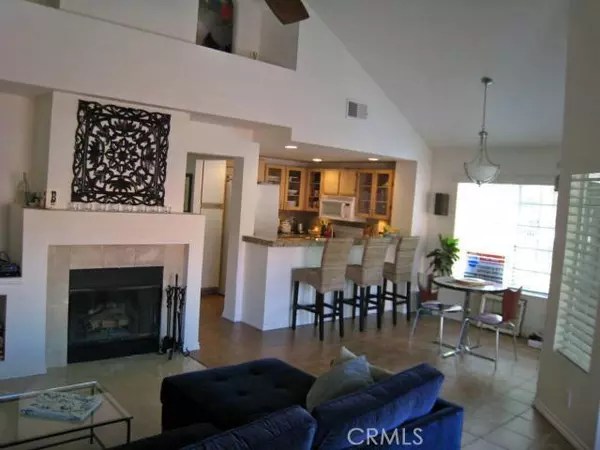 4240 Lost Hills Rd, Agoura Hills, CA 91301-5338