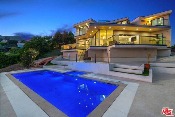 5675 Calpine Dr, Malibu, CA 90265