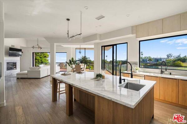 5675 Calpine Dr, Malibu, CA 90265