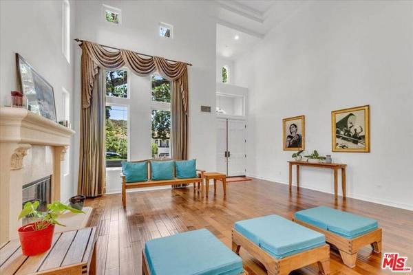 1535 Verde Ridge LN, Westlake Village, CA 91361