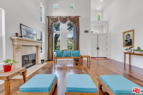 1535 Verde Ridge Ln, Westlake Village, CA 91361