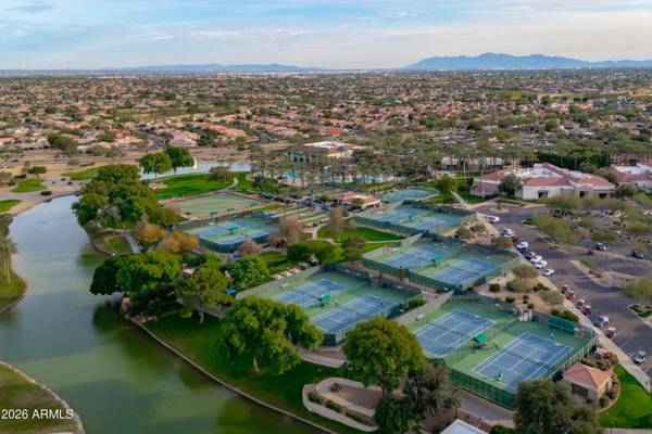 18232 N VILLA BELLA Drive, Surprise, AZ 85374