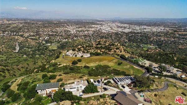 0 Mesa DR, Simi Valley, CA 93063