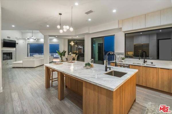 5675 Calpine DR, Malibu, CA 90265