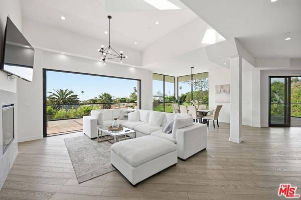 5675 Calpine DR, Malibu, CA 90265