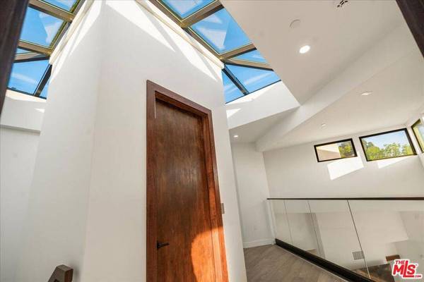5675 Calpine DR, Malibu, CA 90265