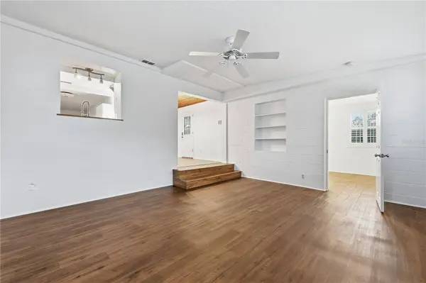 2503 JAMIE CIR, Orlando, FL 32803