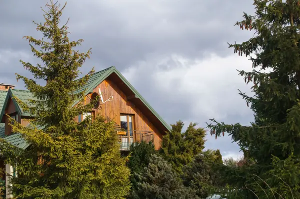 Buying a Vacation Home or Outer Banks Property: What to Review Before You Buy,Mike Narlis