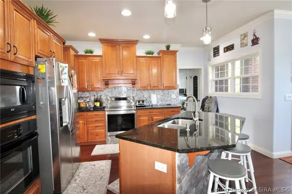 4415 Chickasawhaw DR, Sellersburg, IN 47172