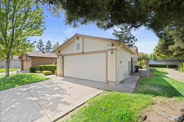 7513 Sunfield LN, Sacramento, CA 95828