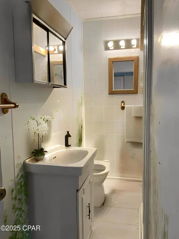 546 S 2nd ST, Wewahitchka, FL 32465