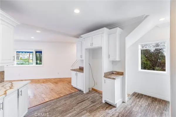 1906 New York DR, Altadena, CA 91001