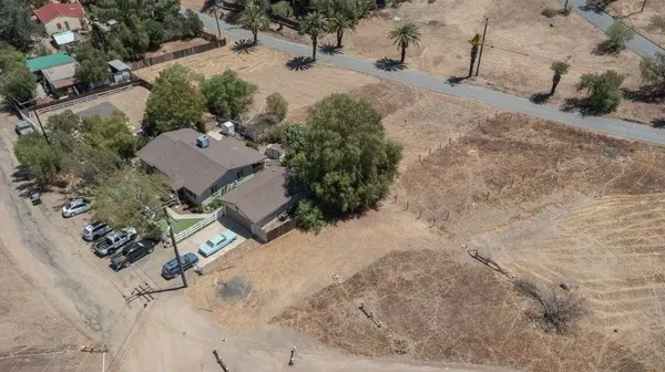 1 Mountain View Way, Lake Elsinore, CA 92530