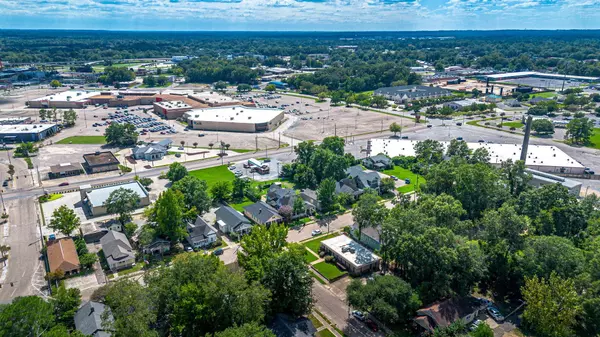 808 W 5th St., Laurel, MS 39440