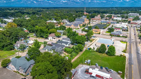 808 W 5th St., Laurel, MS 39440