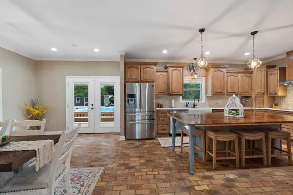 310 Antioch Dr., Laurel, MS 39443