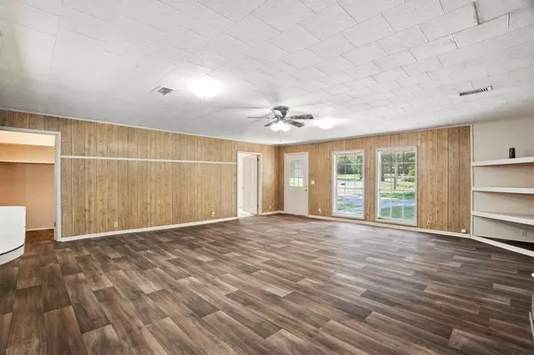 862 & 864 MS-15, Stringer, MS 39481