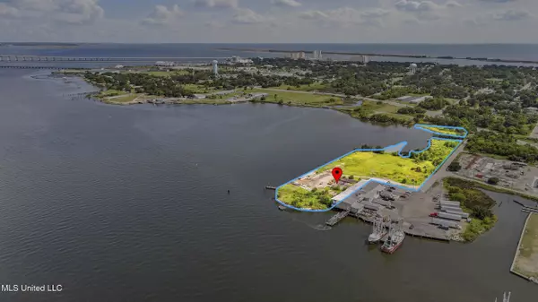 540 Bayview Avenue, Biloxi, MS 39530