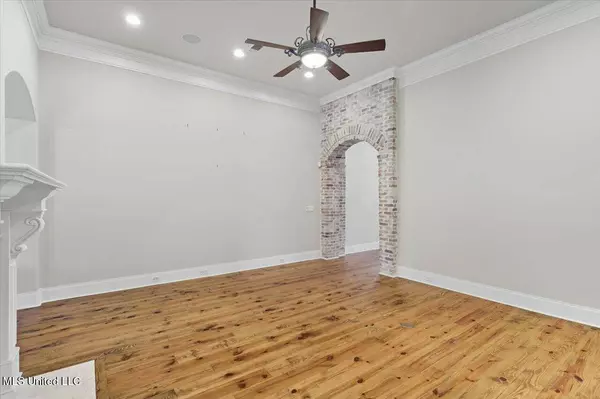 422 Summerville Drive, Madison, MS 39110