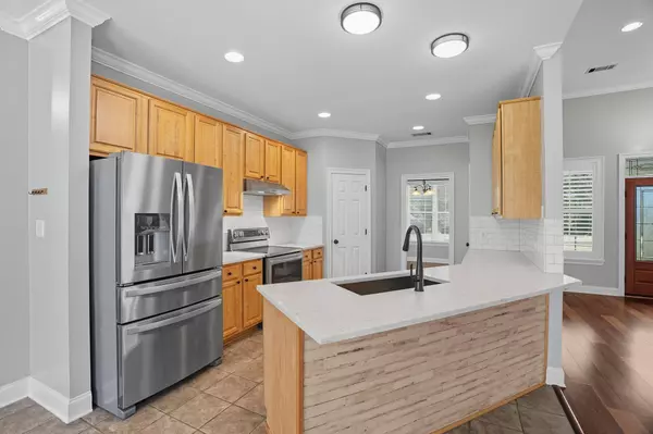 17 Peachtree Dr., Hattiesburg, MS 39402