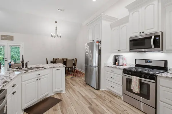 35 Waverly, Hattiesburg, MS 39402
