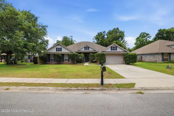 120 Cattail Lane, Ocean Springs, MS 39564