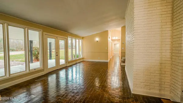 156 Graves Road, Ellisville, MS 39437