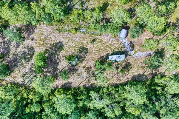 2039 River Bend Plantation Rd, Carrabelle, FL 32322