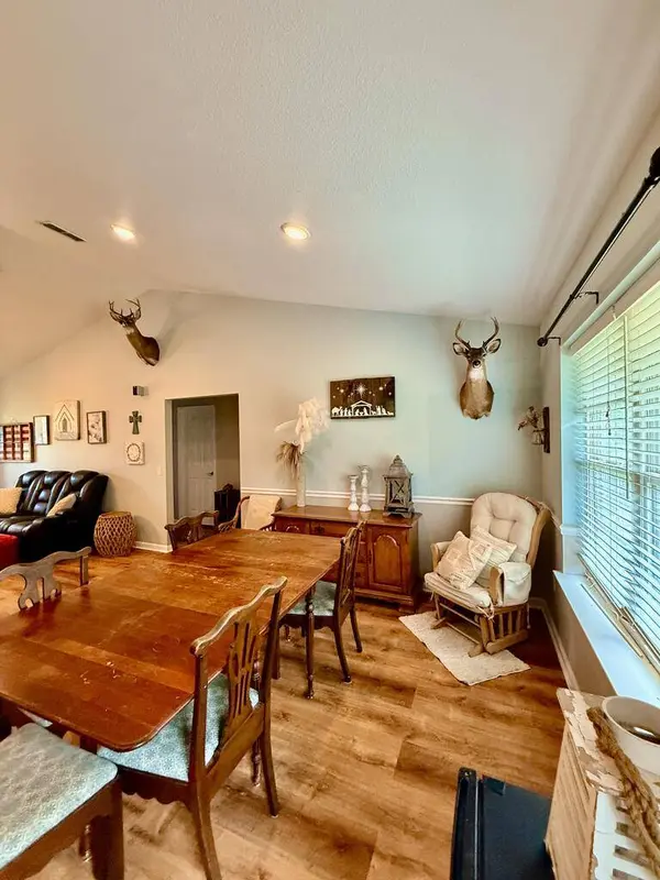 469 Old Bay City Rd, Wewahitchka, FL 32465