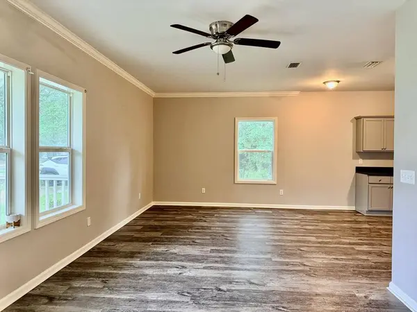 16424 Se Pear St, Blountstown, FL 32324
