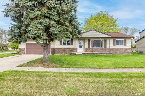 516 WILLIAM G Drive, Capac Vlg, MI 48014