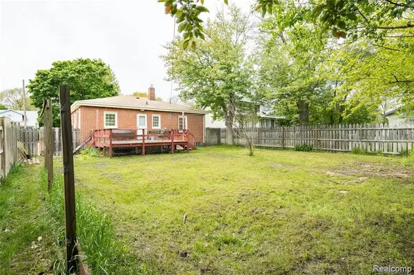 2028 9th Street, Port Huron, MI 48060