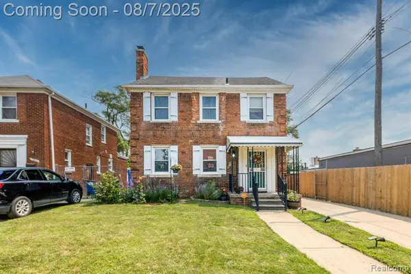 17126 Woodingham Drive, Detroit, MI 48221