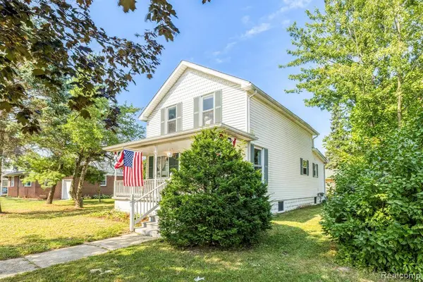 203 S Main Street, Capac Vlg, MI 48014