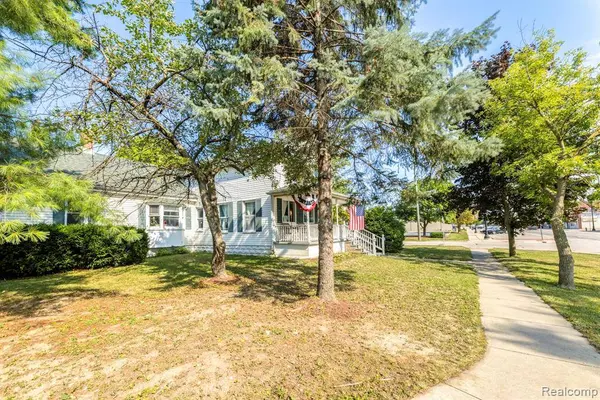 203 S Main Street, Capac Vlg, MI 48014