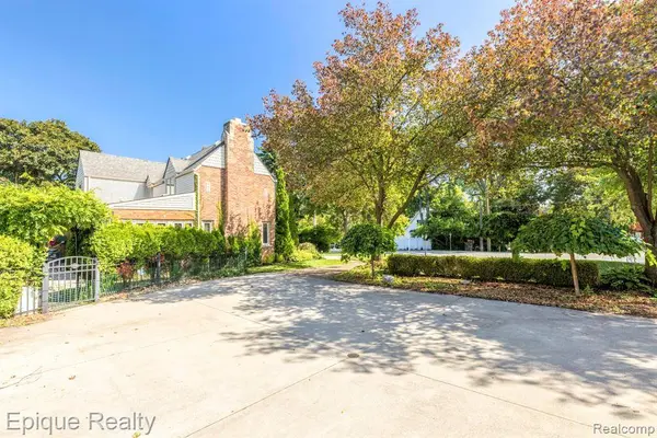3455 Gratiot Avenue, Port Huron, MI 48060