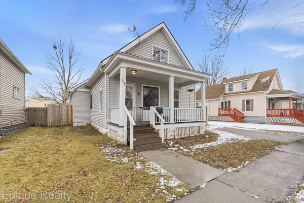 749 16th ST, Port Huron, MI 48060