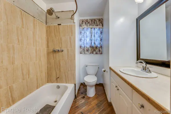 4404 N River RD, Fort Gratiot Charter Township, MI 48059
