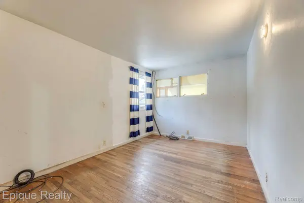 4404 N River RD, Fort Gratiot Charter Township, MI 48059
