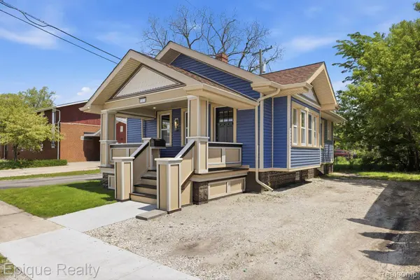 1418 8th ST, Port Huron, MI 48060