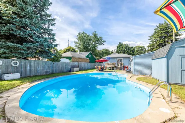 403 Gratiot BLVD, Marysville, MI 48040