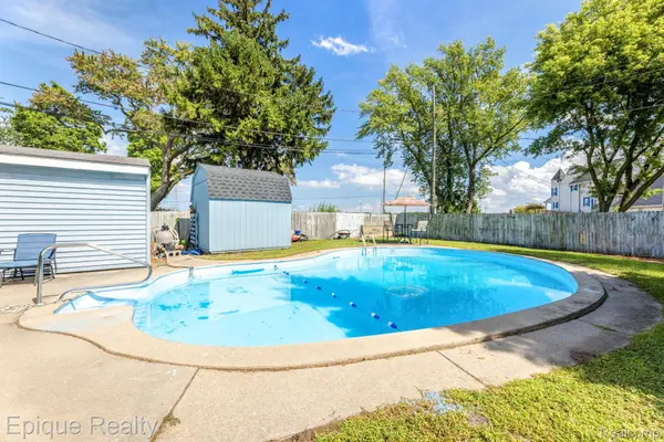 403 Gratiot BLVD, Marysville, MI 48040