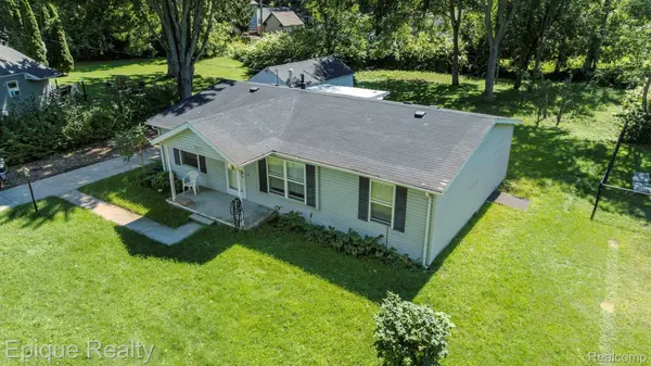 3501 Idle Hour CT, Burtchville Township, MI 48059