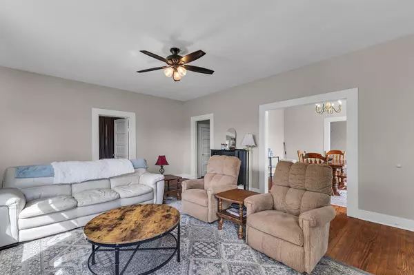 302 Bay St., Purvis, MS 39475