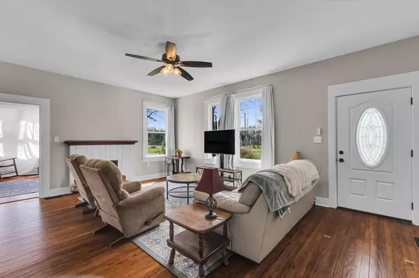 302 Bay St., Purvis, MS 39475