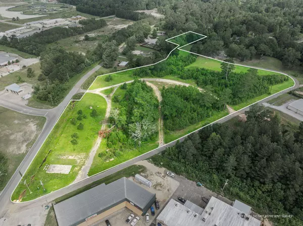 33 Columbia Purvis Rd., Columbia, MS 39429