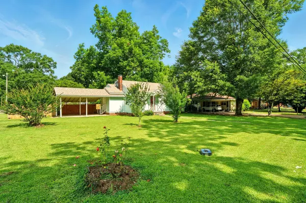 301 Bay St., Purvis, MS 39475