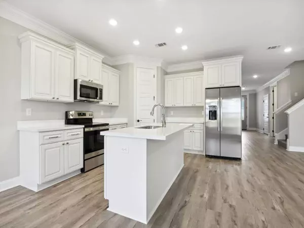 18 S Founders WAY, Hattiesburg, MS 39401